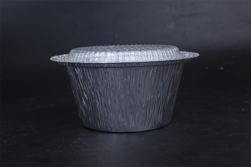 A bowl aluminum foil box